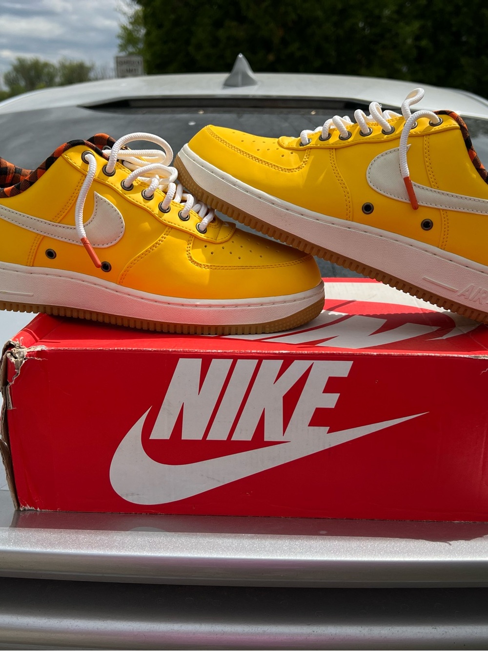 Nike Air Force 1 Low- varsity maize picnic basket- men’s size 8.5